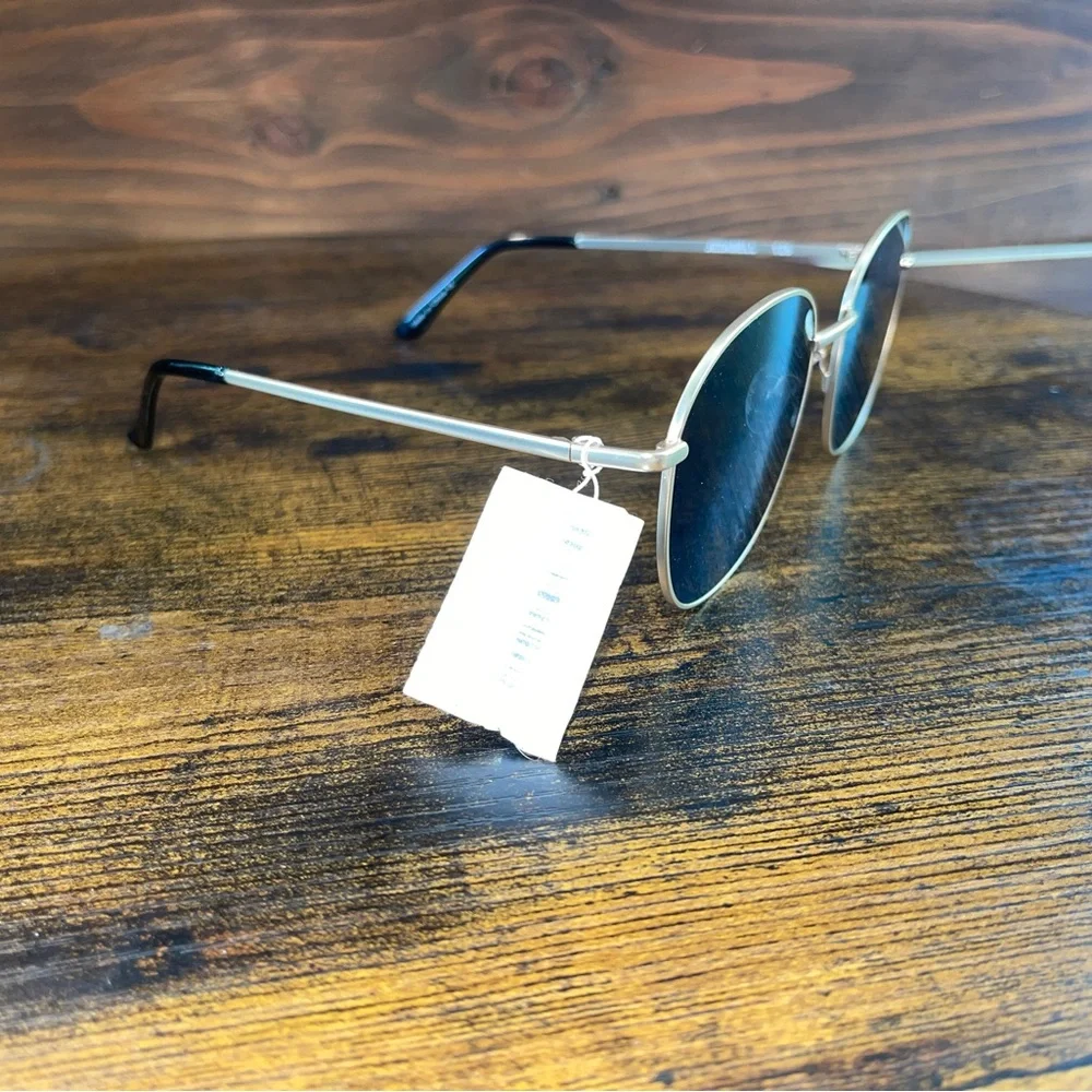 Quay Jezzabell Sunglasses, NWT